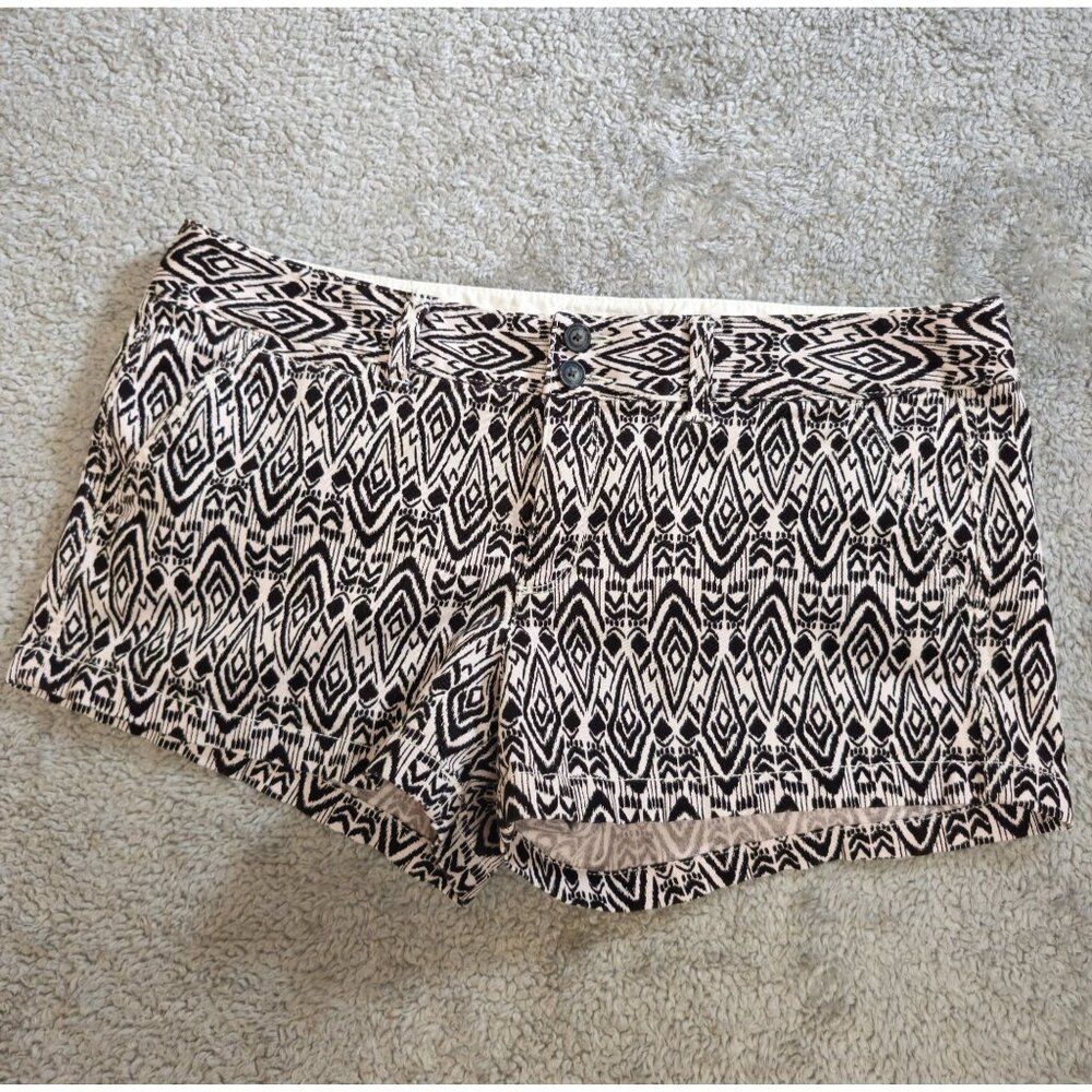 American Eagles Outfitters Women's Stretch Low Rise Shorts